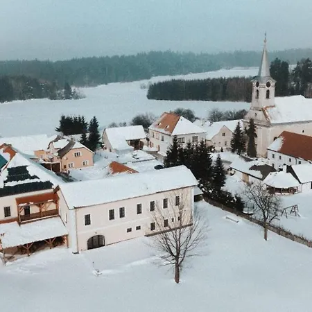 Hotel Penzion A Hostinec Na Navsi Nová Bystřice